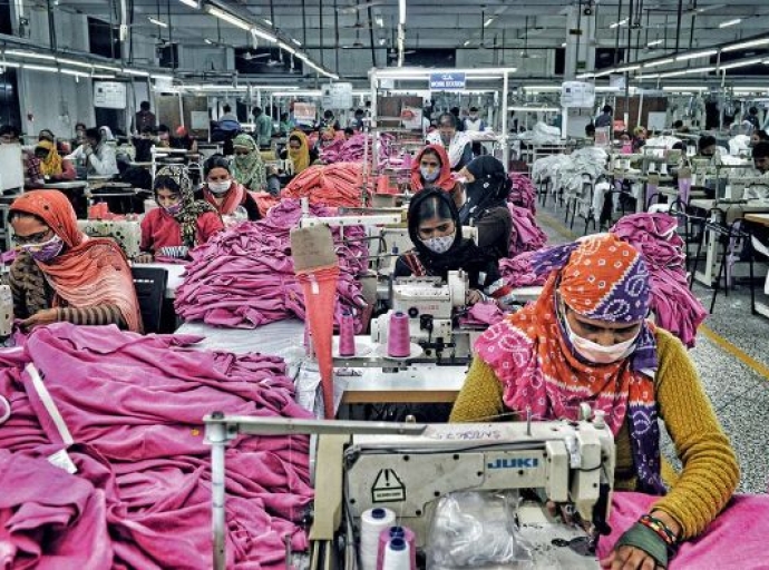 What plagues Indian Apparel exports